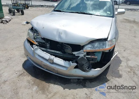 1998 Honda Accord Ex z USA, uszkodzony, nr VIN 1HGCG6671WA055058